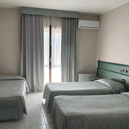 Pian Del Sole Szálloda Sassello
