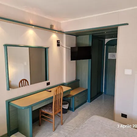 Pian Del Sole Otel Sassello