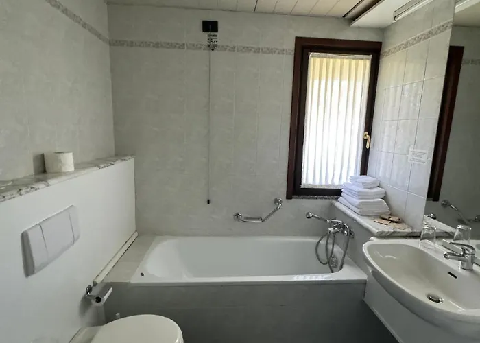 Pian Del Sole 사셀로