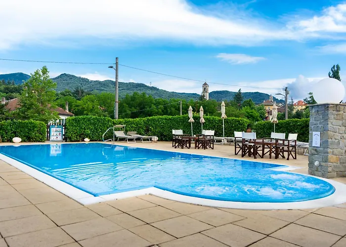 فندق Pian Del Sole 3*